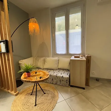 La Coulee Verte - Superbe Duplex Climatise - Jardin - Classe 3 Etoiles Bagnères-de-Luchon