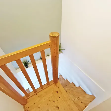 Daire La Coulee Verte - Superbe Duplex Climatise - Jardin - Classe 3 Etoiles Bagnères-de-Luchon